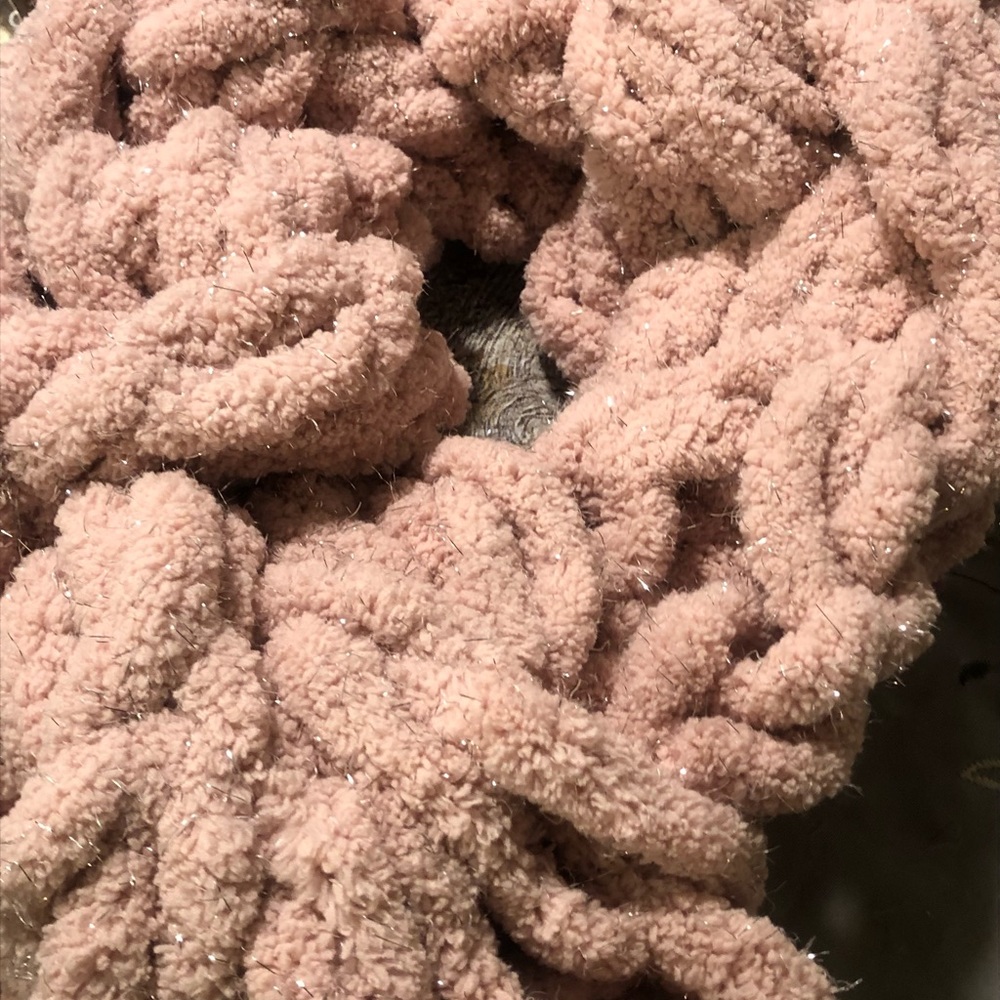 Scarf - Picture 9 of 11